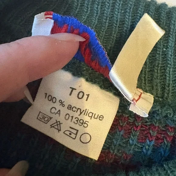 Colorful Geometric Pattern Sweater - Picture 5 of 5